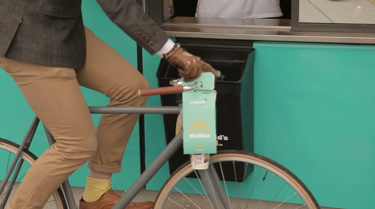 McDonald's crée un packaging spécialement conçu pour les vélos