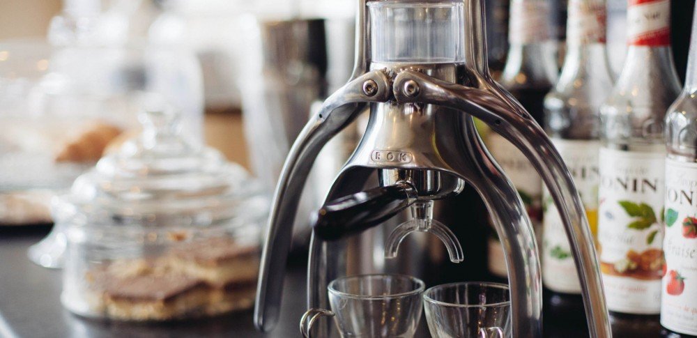 Une machine à expresso manuelle qui réveille vos papilles !